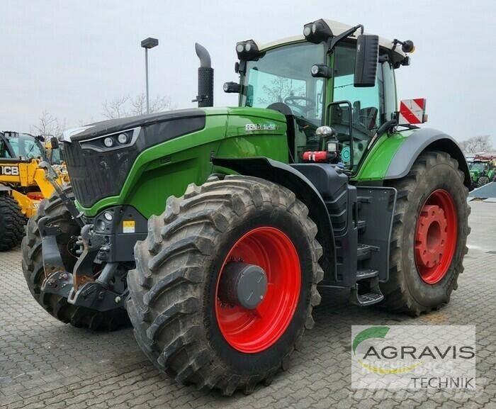 Fendt 1042 VARIO S4 Трактора