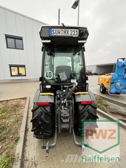 Fendt 211 V Vario Gen3 Трактора