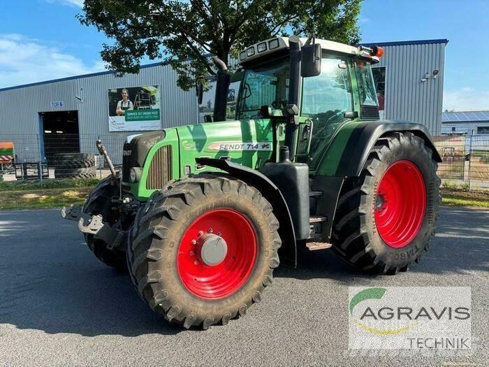 Fendt 714 VARIO Трактора