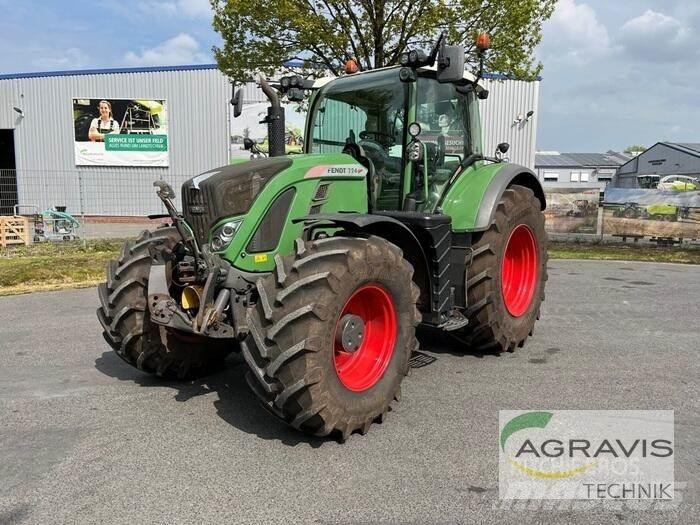 Fendt 724 VARIO S4 Трактора