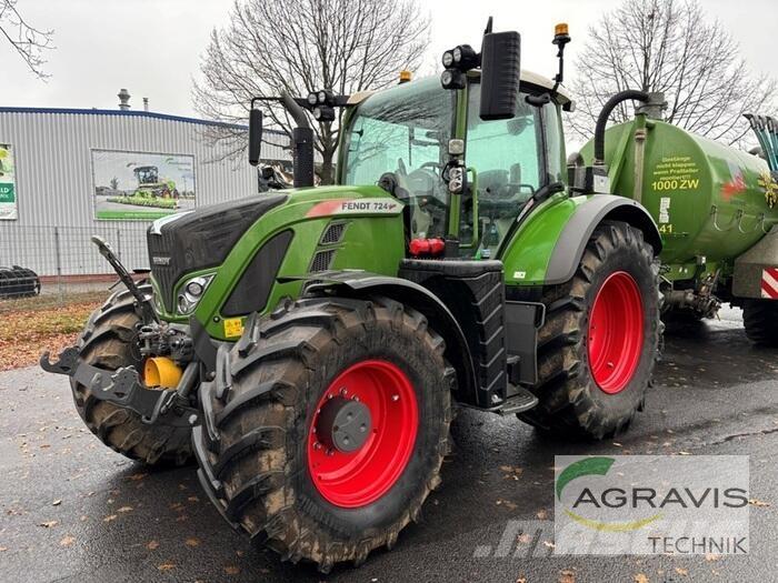 Fendt 724 VARIO S4 Tractors