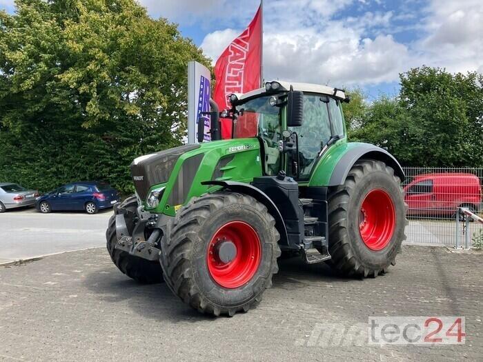Fendt 826 VARIO S4 Трактора