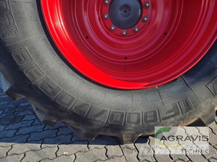 Fendt 828 VARIO S4 Трактора