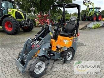 GiANT G1200 Фронтальные погрузчики