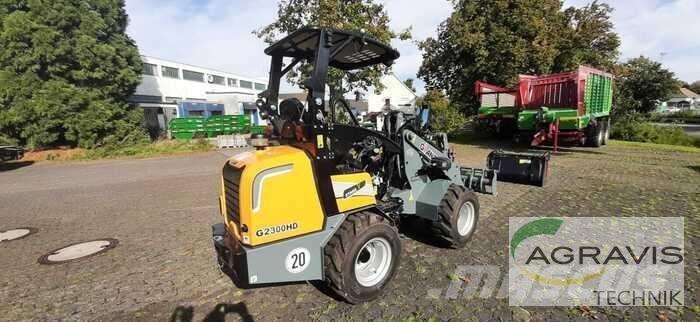 GiANT G2300 HD Фронтальные погрузчики