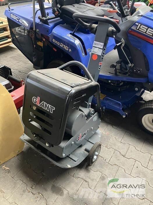 GiANT GPR3558D Строительная техника - Другие