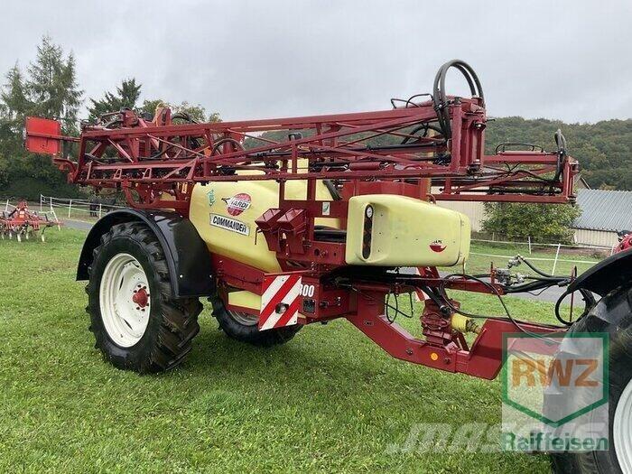Hardi Commander 2800 Прицепные опрыскиватели