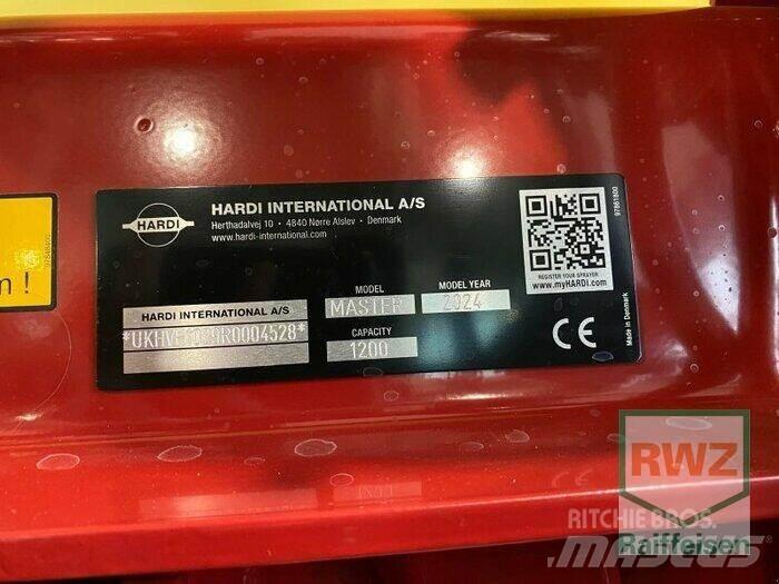 Hardi MASTER PRO 1200 Прицепные опрыскиватели