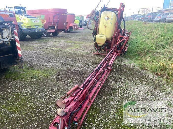 Hardi MEGA 1000 LTR. Прицепные опрыскиватели