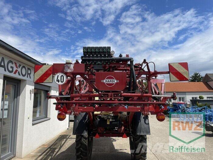 Hardi Navigator 3000 Прицепные опрыскиватели