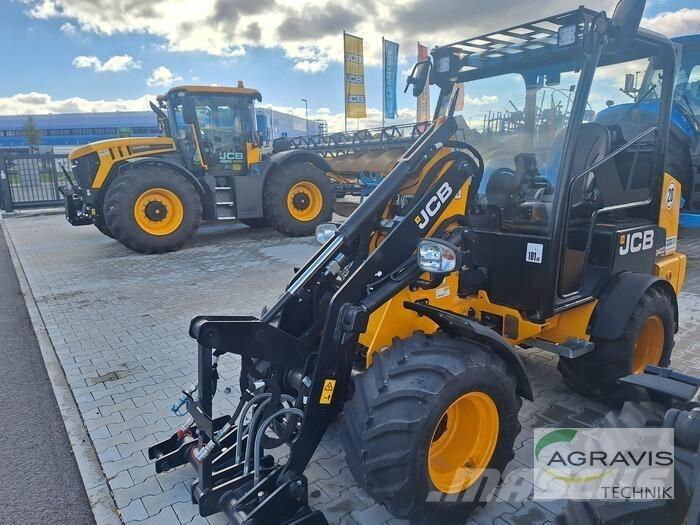 JCB 403 AGRI Фронтальные погрузчики