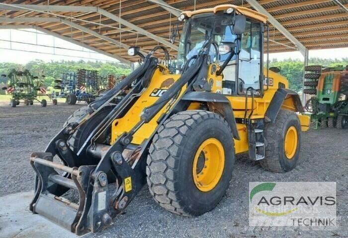 JCB 437 HT Фронтальные погрузчики