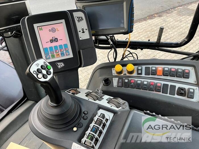 JCB 8310 Сельскохозяйственные телескопические погрузчики