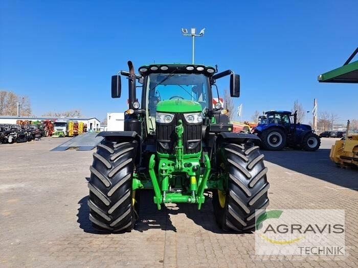 John Deere 6215 R Трактора