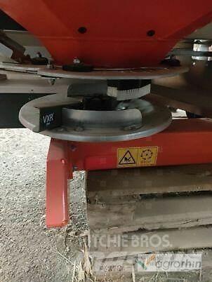 Kuhn Axis 20.2 M-EMC-W Разбрасыватели минеральных удобрений
