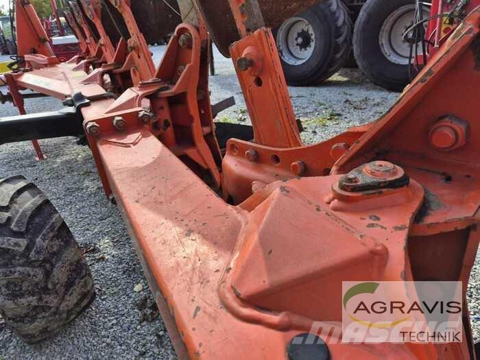 Kuhn VARI-MASTER 153 Оборотные плуги