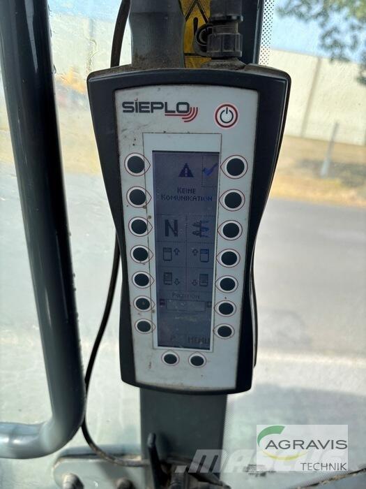 MB Trac 1800 Кормораздатчики