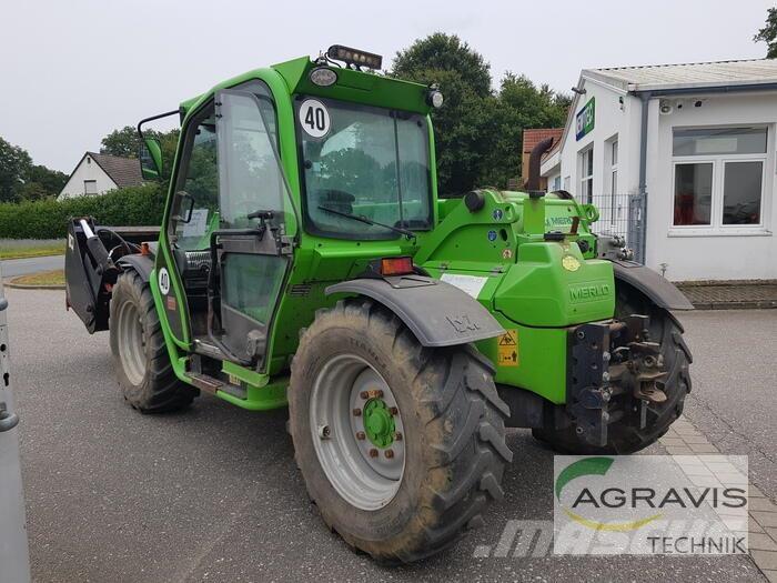 Merlo F28TD Сельскохозяйственные телескопические погрузчики