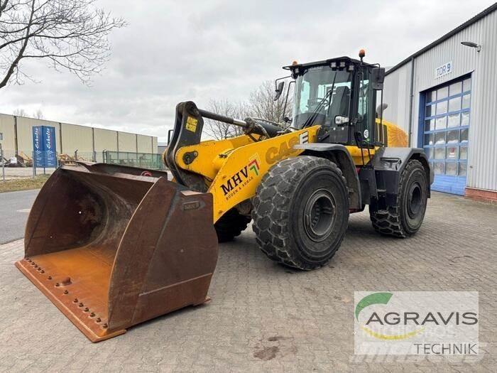 New Holland 921 G Фронтальные погрузчики