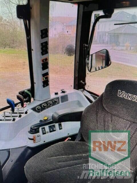 Valtra A85 Трактора