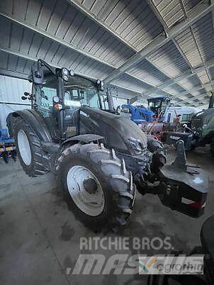 Valtra G125 Трактора