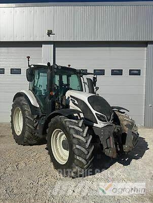 Valtra N134 H5 Трактора