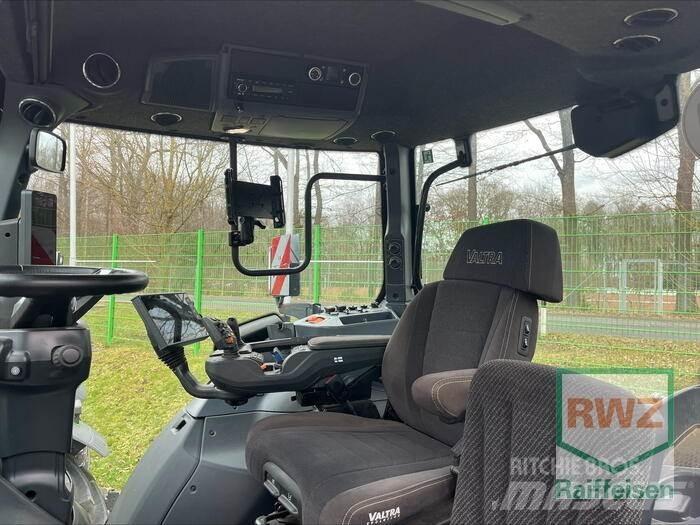 Valtra Q305 Трактора