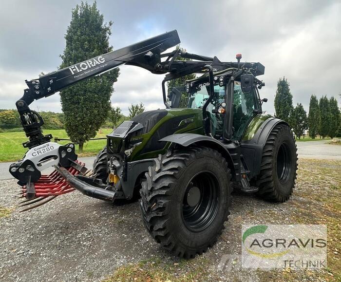 Valtra T 235 D 2A1 Трактора