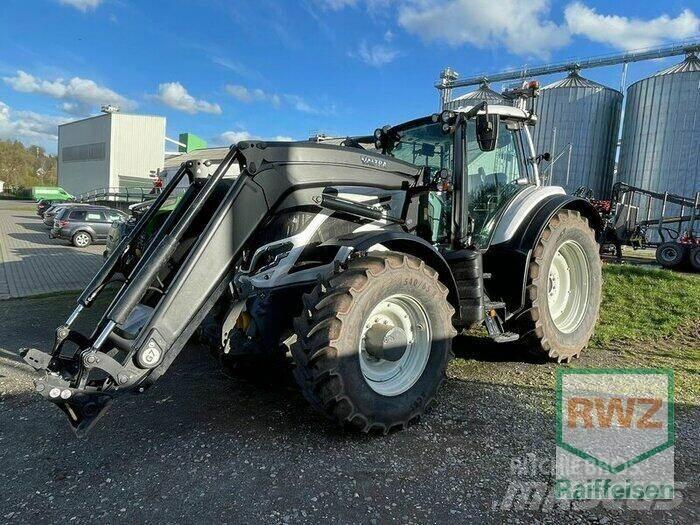 Valtra T215D Трактора