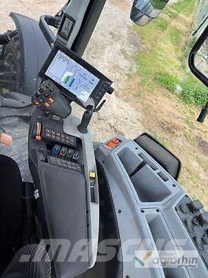Valtra T234 VERSU Трактора
