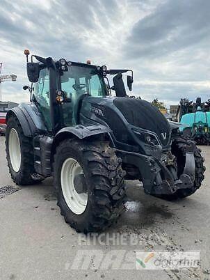 Valtra T234 VERSU Трактора