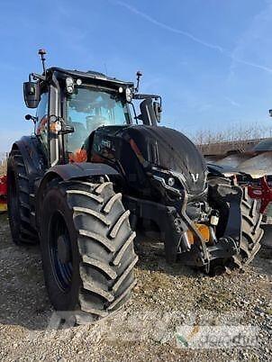 Valtra T235 Diect Трактора