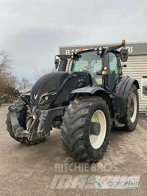 Valtra T254V Трактора