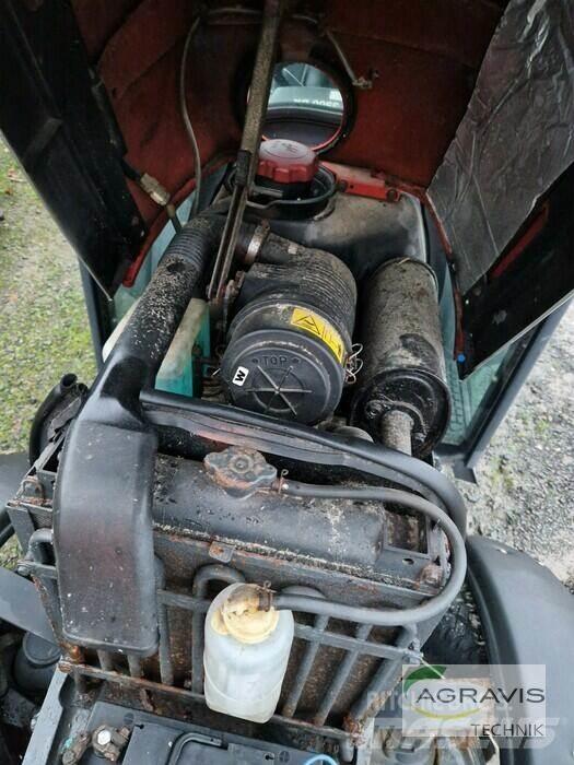 Yanmar EF 235H Коммунальные тракторы