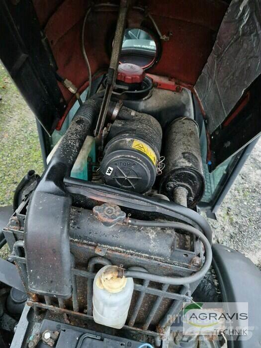 Yanmar EF 235H Коммунальные тракторы