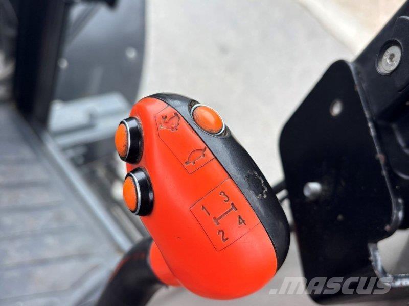 Case IH JXU 95 Трактора