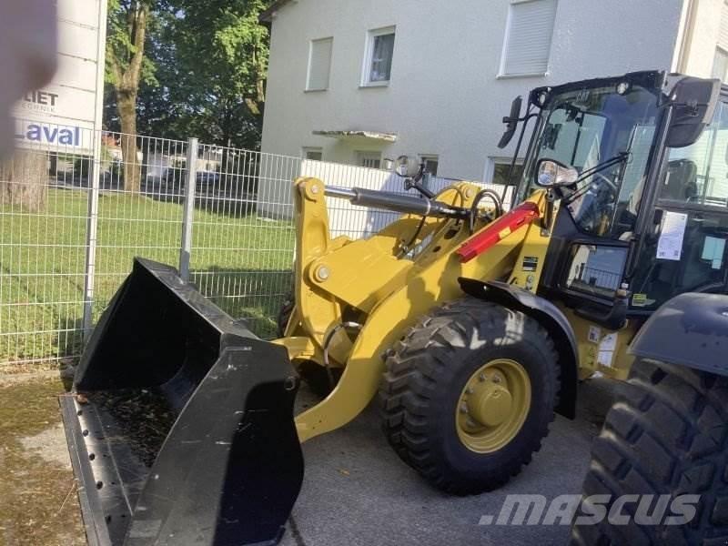 CAT 906-14 Фронтальные погрузчики
