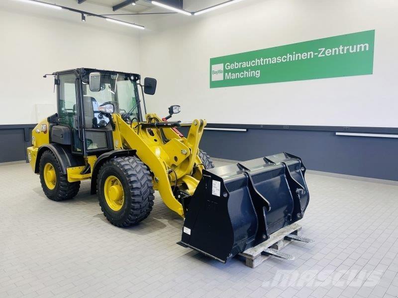 CAT 906-14A Фронтальные погрузчики