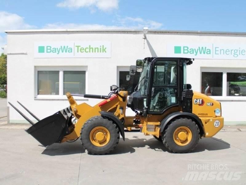 CAT 907 Фронтальные погрузчики