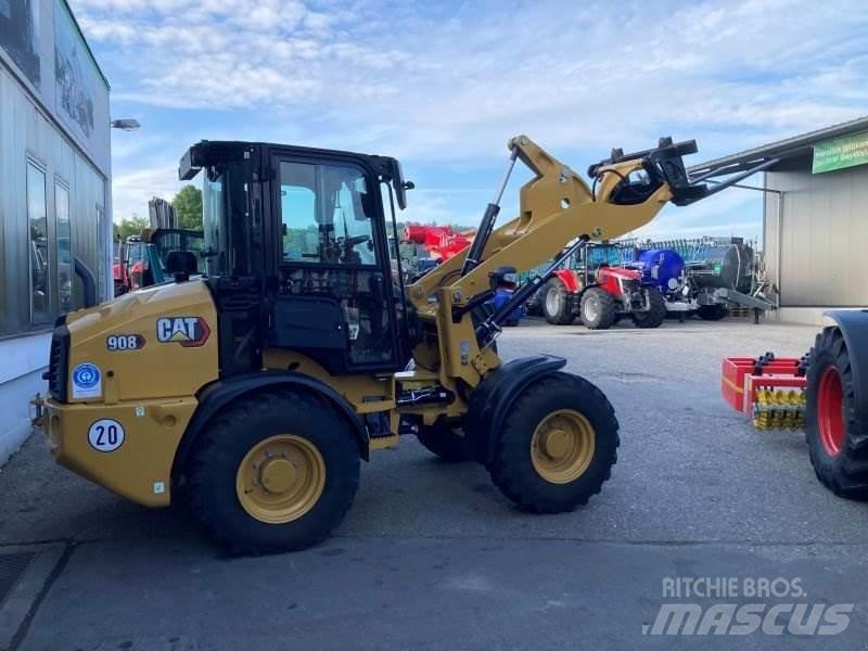 CAT 908 Фронтальные погрузчики