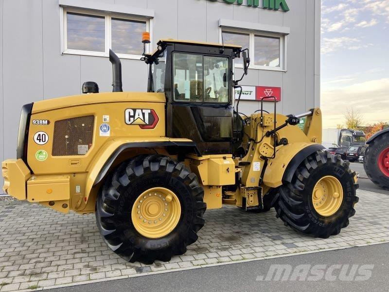 CAT 938M Фронтальные погрузчики