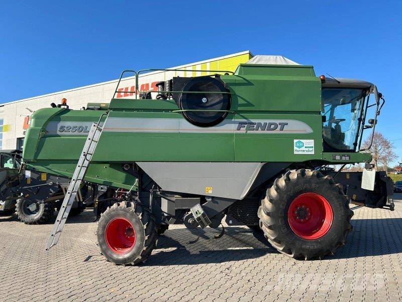 Fendt 5250 L Зерноуборочные комбайны