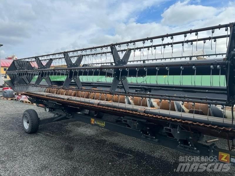 Fendt 6335 C Зерноуборочные комбайны