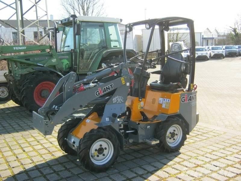GiANT G1200 Мини-погрузчики