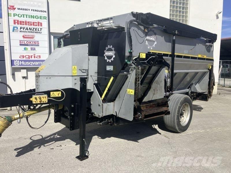  HIRL T110 Кормораздатчики