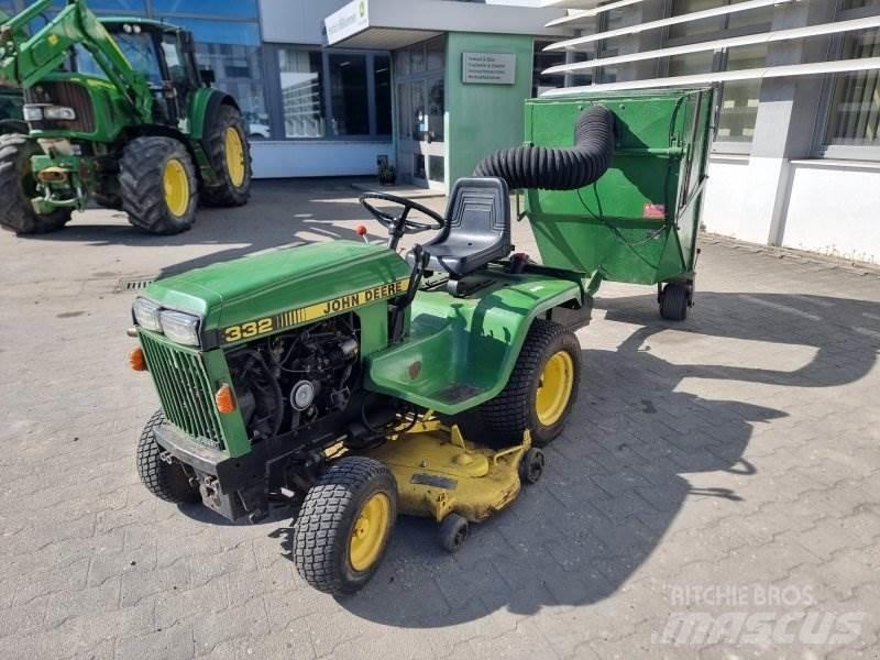 John Deere 332 Коммунальные тракторы