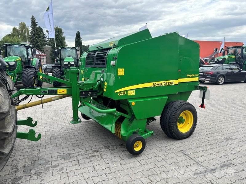 John Deere 623 Рулонные пресс-подборщики