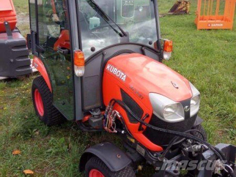 Kubota BX231 Коммунальные тракторы