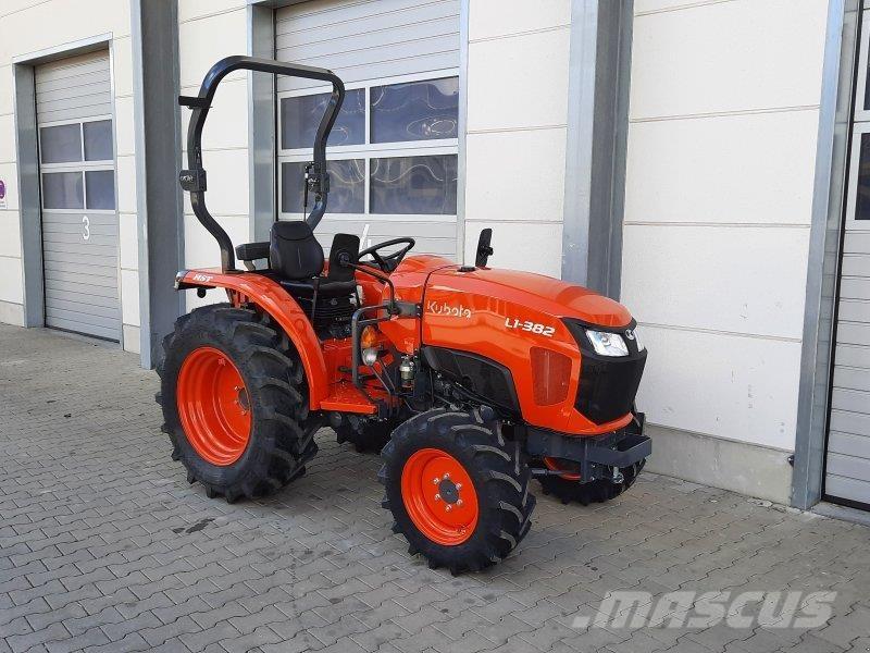 Kubota L1-382 Коммунальные тракторы
