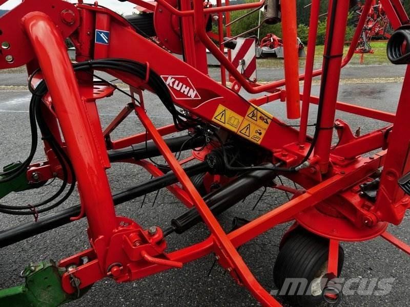 Kuhn GF 8702 Грабли-ворошилки